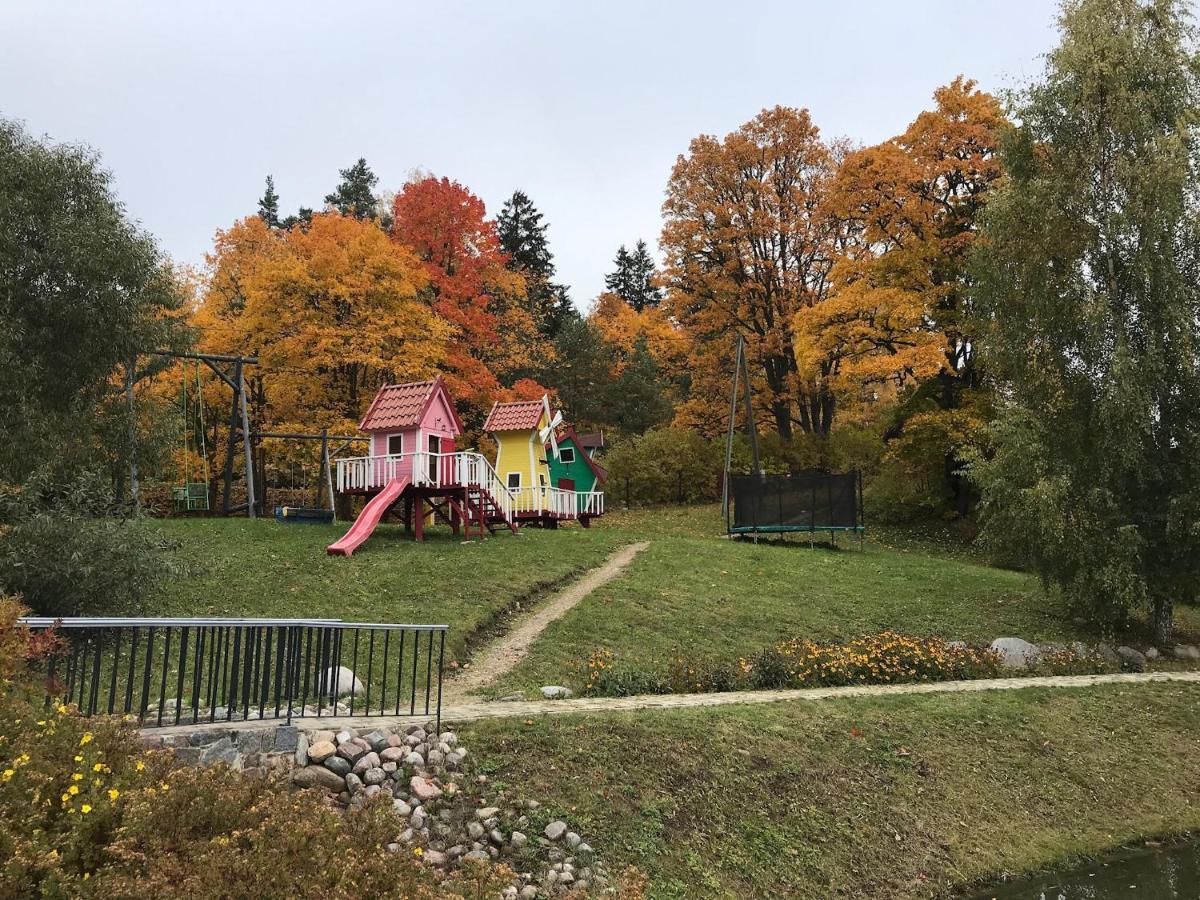 Dzirnavkalns Villa Cesvaine Eksteriør bilde